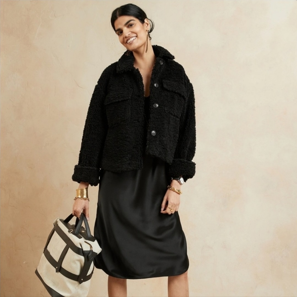 💥final Price | New | Banana Republic | Cropped Sherpa Trucker Jacket | Black - Picture 2 of 6